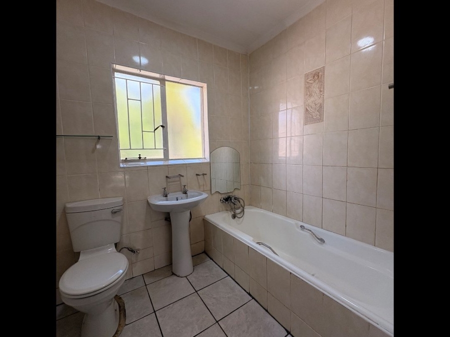 3 Bedroom Property for Sale in La Hoff North West